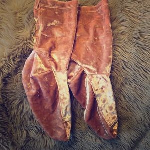 NWOT Crushed Velvet Socks